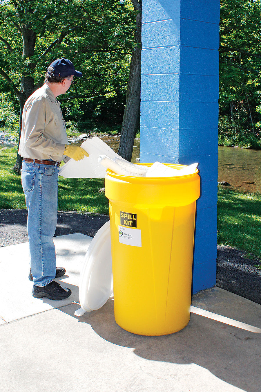 Oil-Only 55-Gallon Spill Kit